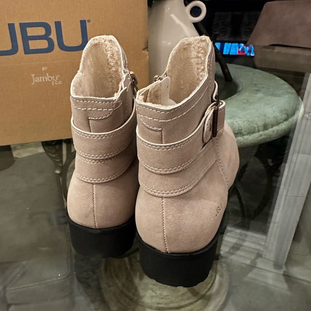 New in Box JBU Jambu Women's Taupe Water Resistant Betsy Ankle Booties Sz 9 W - Picture 7 of 9